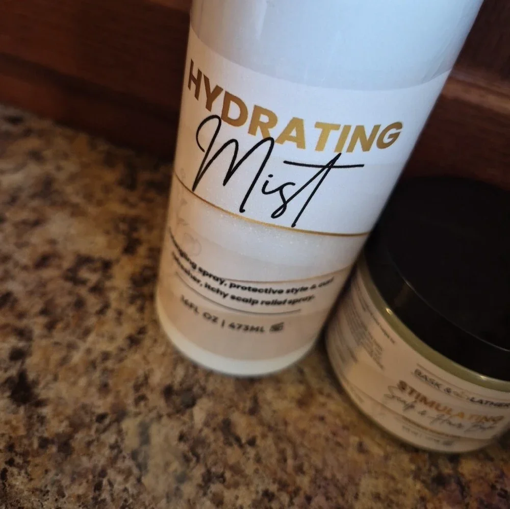 Bask N Lather Hydrating Mist in White — Lightweight Moisture Spray Nwt